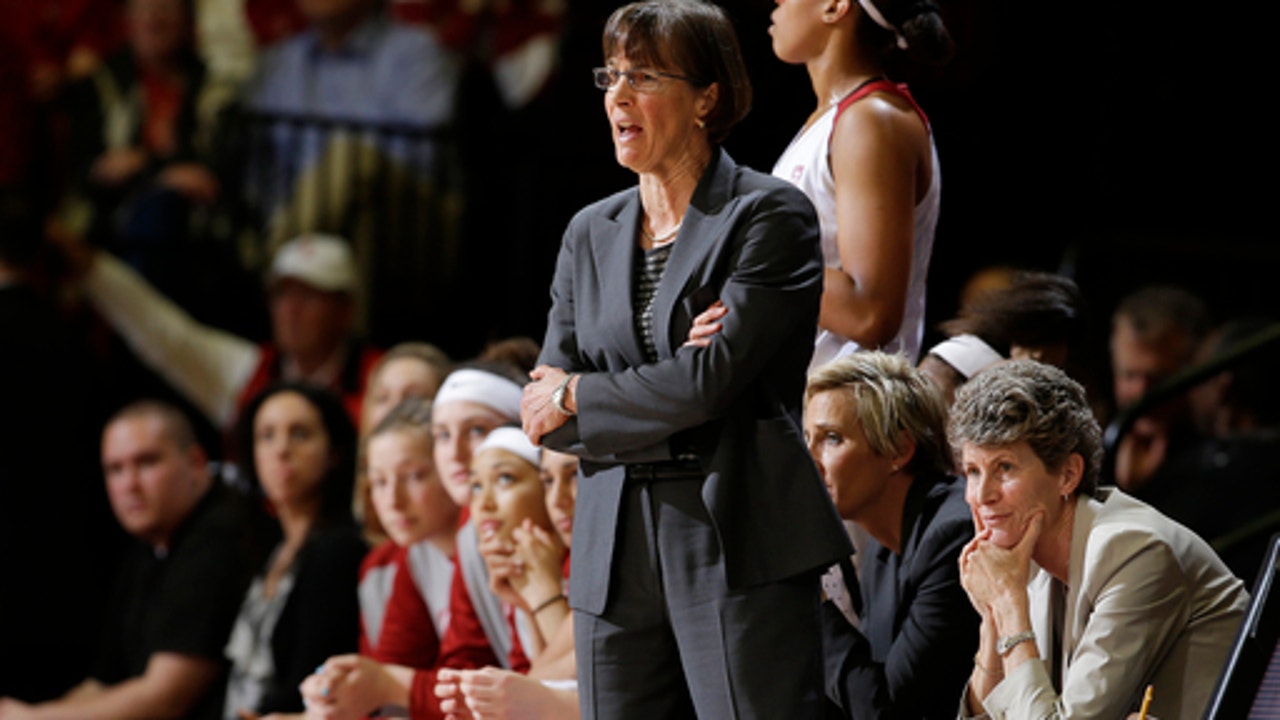 No. 10 Stanford rolls past 18th-ranked Arizona State 66-56 (Jan 22, 2017)